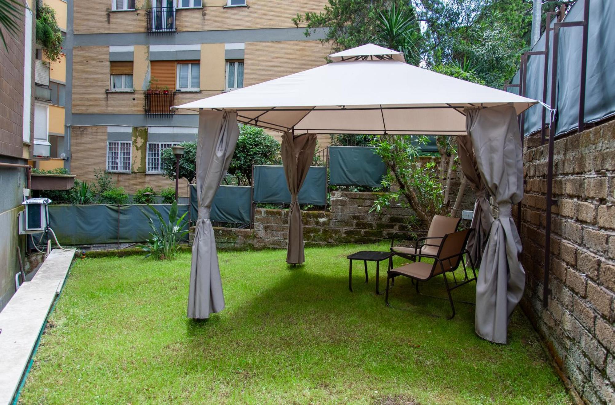 Garden House - Casa Con Giardino Privato Ferienhaus Rom